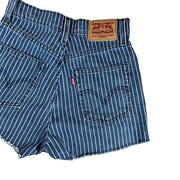 Rare! Levi’s x Stranger Things Pin Stripe Denim Cut Off Shorts - Picture 5 of 10
